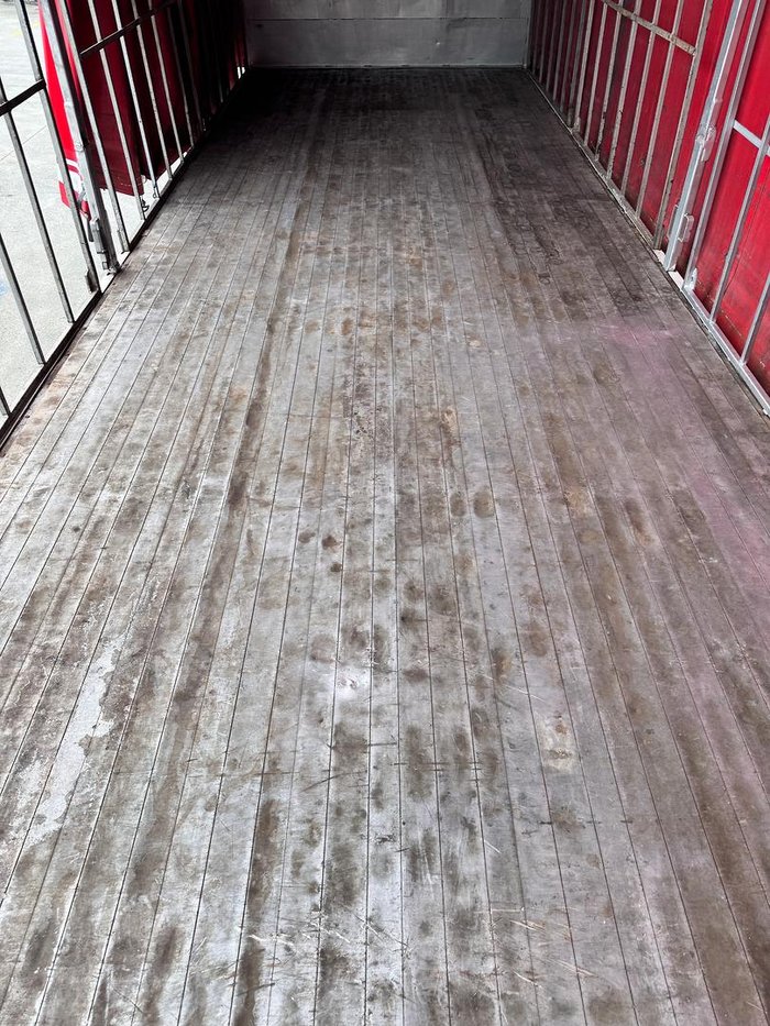 2001 Maxitrans St3 22 Pallet Sd Curtain Sider 