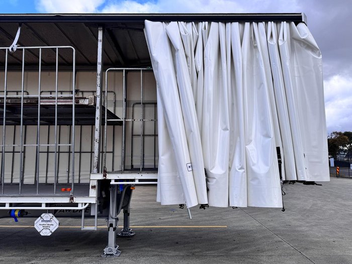 2012 Vawdrey St3 22 Pallet Drop Deck Mezzaine