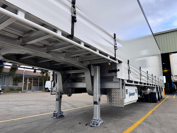 2012 Vawdrey St3 22 Pallet Drop Deck Mezzaine