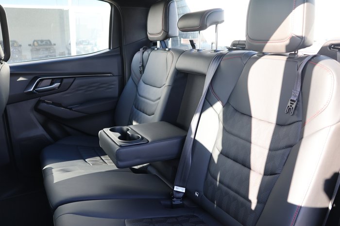 2025 Isuzu D-MAX X-TERRAIN