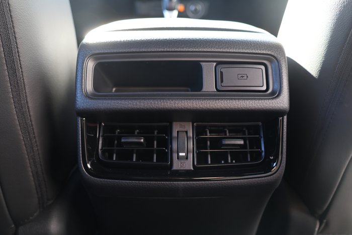 2025 Isuzu D-MAX X-TERRAIN
