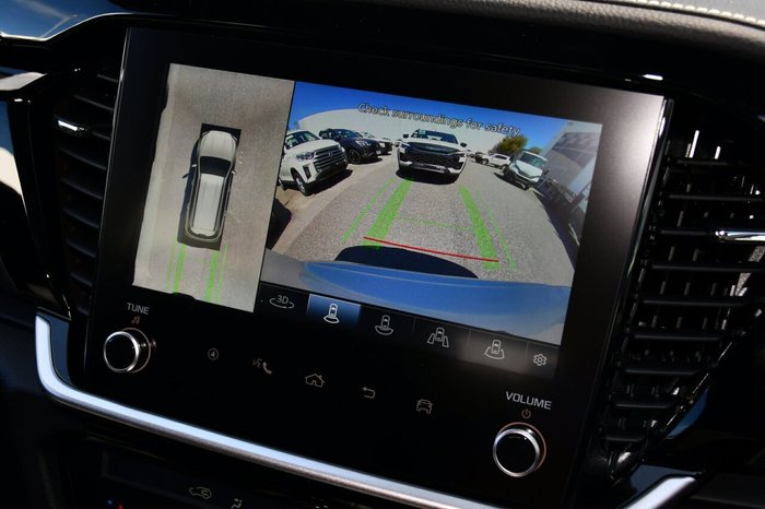 2025 Isuzu MU-X LS-T