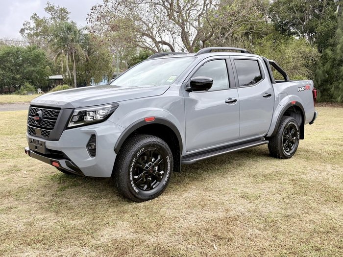 2025 Nissan Navara Pro-4X (4x4)