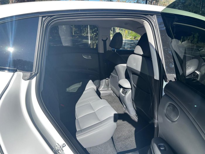 2025 MG IM6 Performance S12L MY25 AWD Athena White