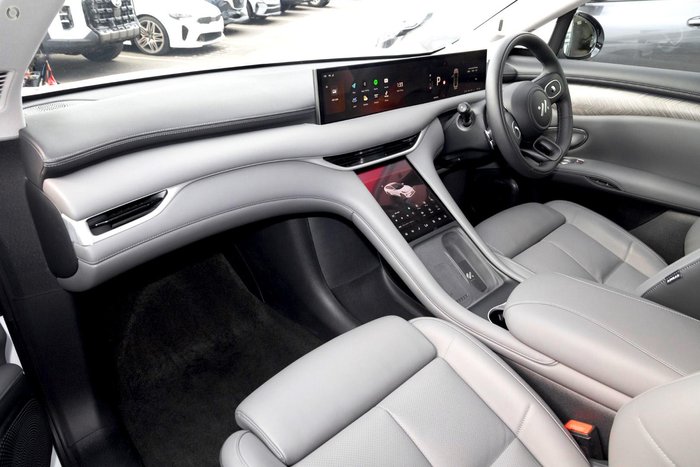 2025 MG IM6 Performance S12L MY25 AWD Athena White