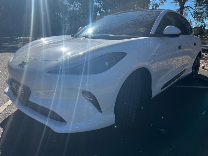 2025 MG IM6 Performance S12L MY25 AWD Athena White