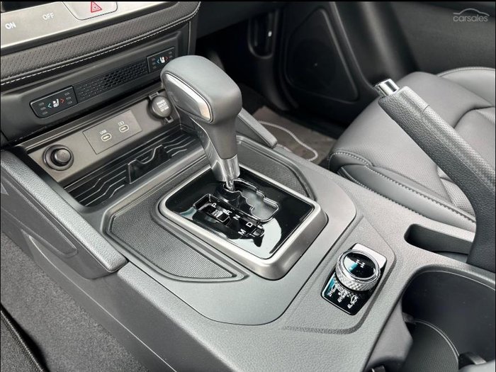 2025 KGM Musso Advance