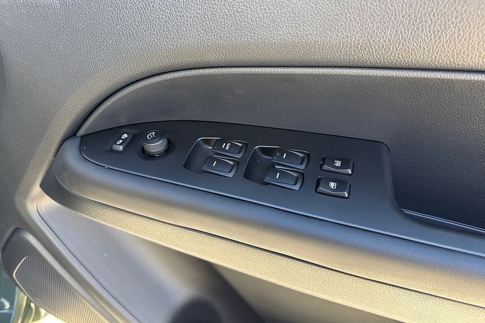2025 KGM SsangYong Musso Ultimate Q261 MY24 4X4 Dual Range Amazonian Green