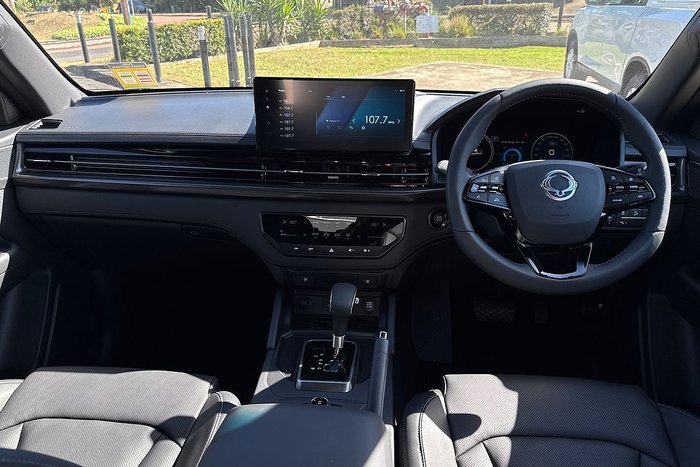 2025 KGM SsangYong Musso Ultimate Q261 MY24 4X4 Dual Range Amazonian Green