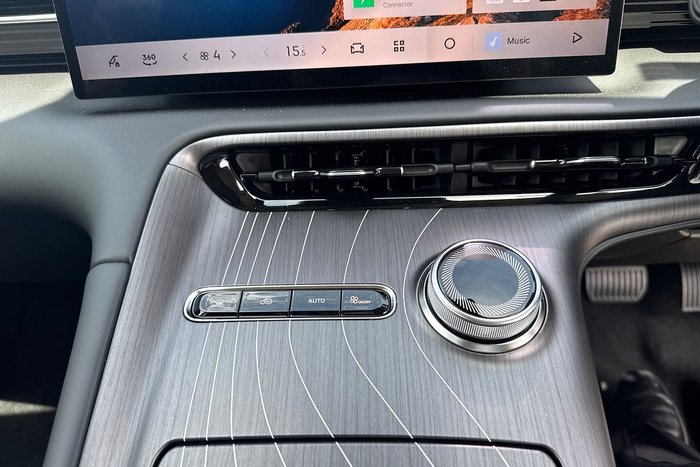 2025 Geely Starray EM-i Inspire