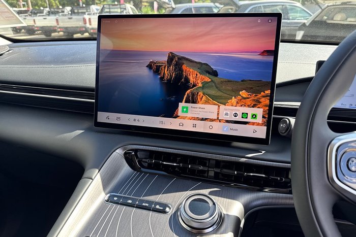 2025 Geely Starray EM-i Complete