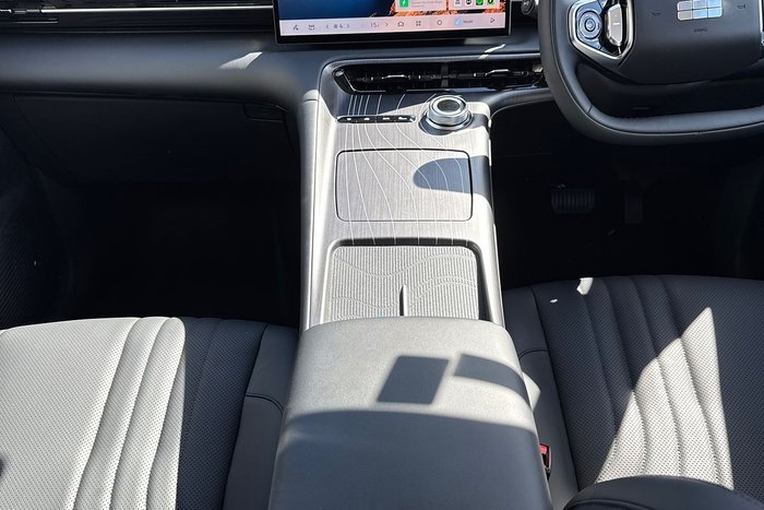 2025 Geely Starray EM-i Complete