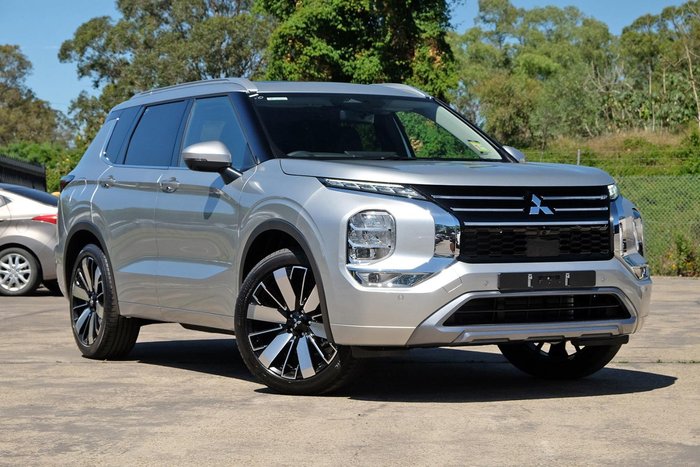 2025 Mitsubishi Outlander Exceed