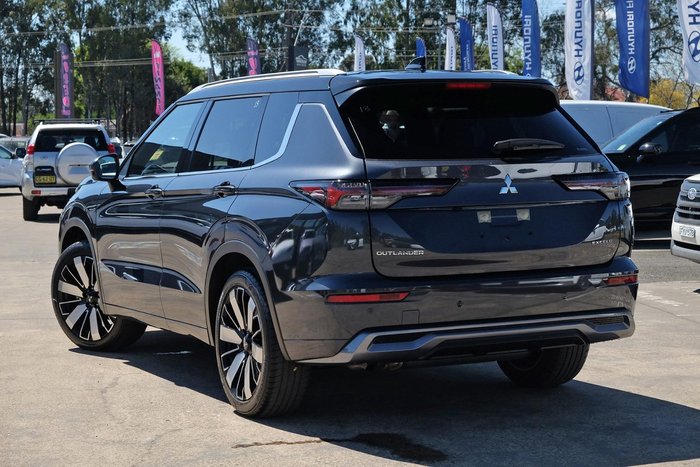 2025 Mitsubishi Outlander Exceed Tourer