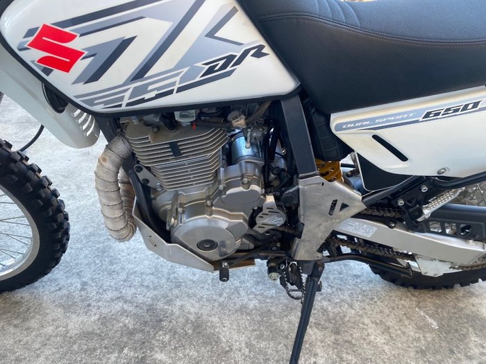 2018 Suzuki DR650SE White