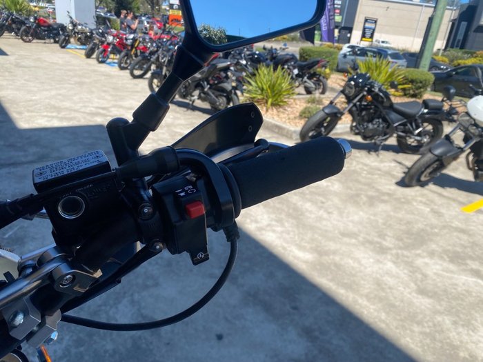 2018 Suzuki DR650SE White