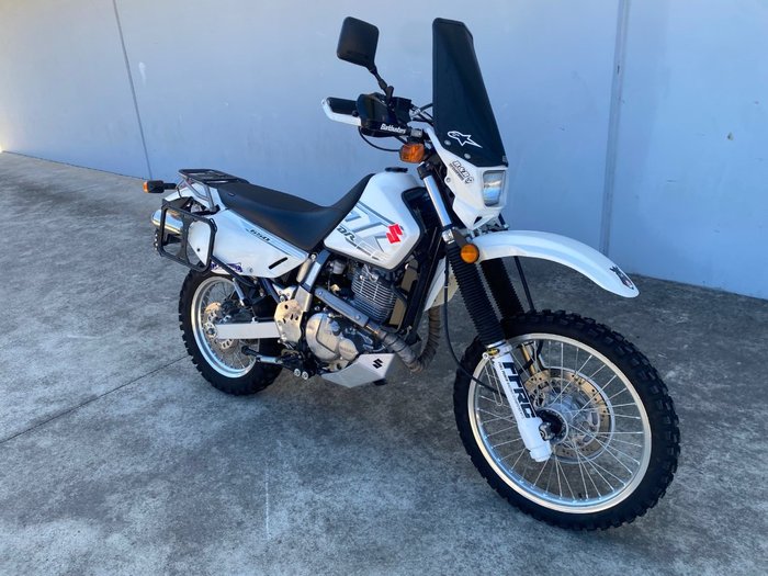 2018 Suzuki DR650SE White