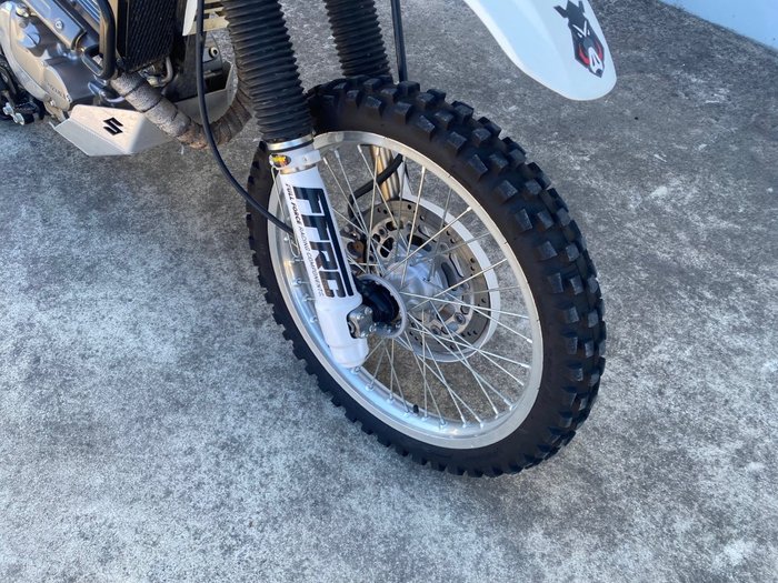 2018 Suzuki DR650SE White