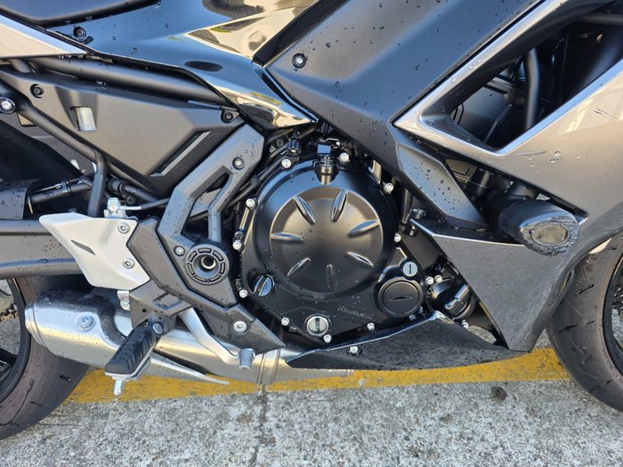 2021 Kawasaki NINJA 650L SE (LAMS) SILVER