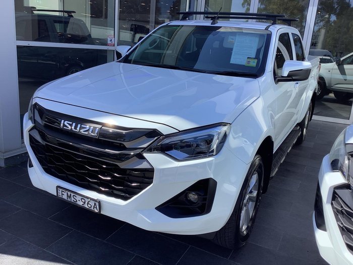 2024 Isuzu D-MAX LS-M