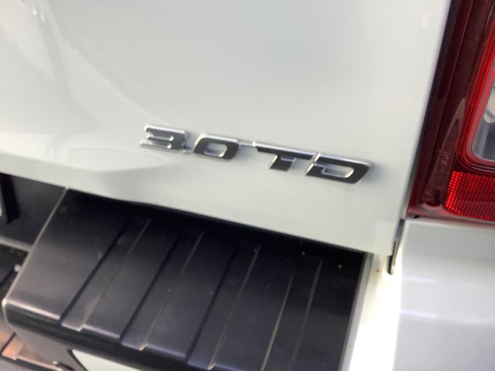 2024 Isuzu D-MAX LS-M
