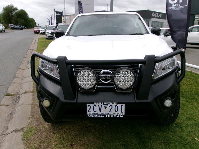 2017 Nissan Navara SL