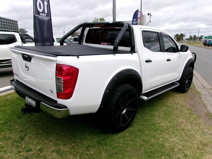 2017 Nissan Navara SL