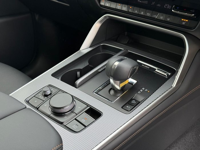 2024 Mazda CX-80 G40e Touring