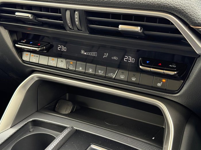 2024 Mazda CX-80 G40e Touring