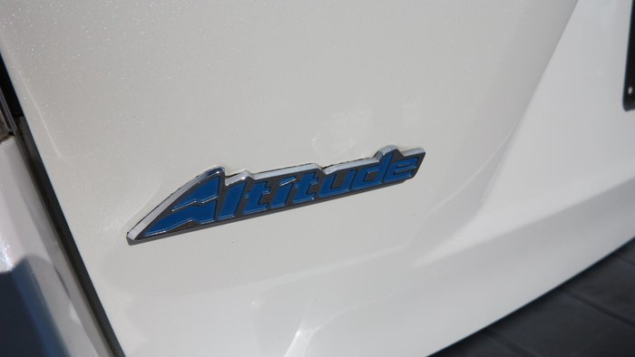 2013 Toyota Kluger Altitude GSU40R Crystal Pearl