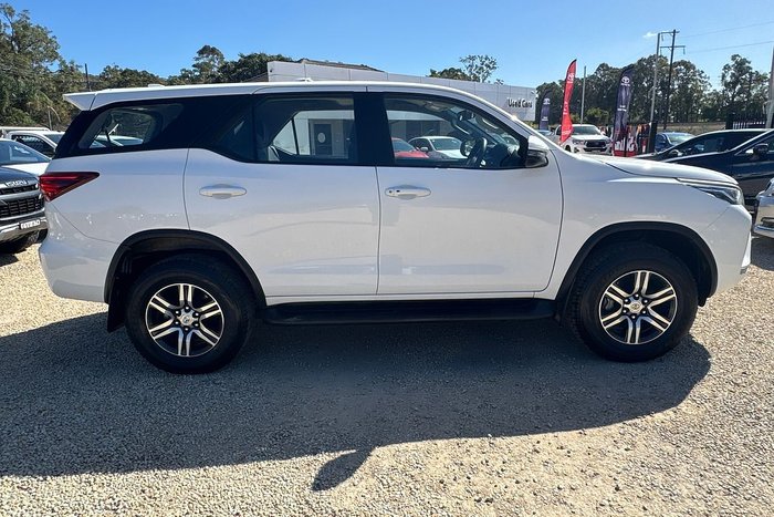 2022 Toyota Fortuner GX