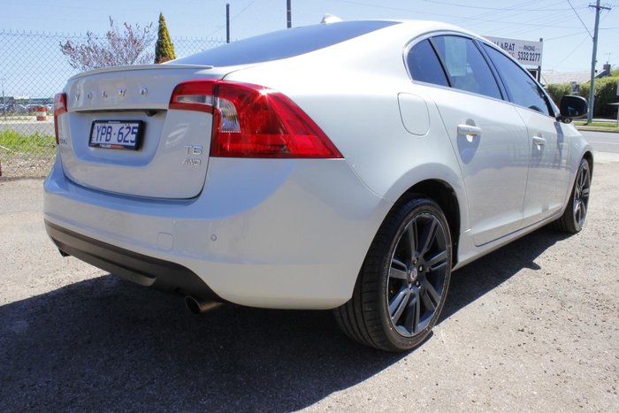 2010 Volvo S60 T6 AWD Cosmic White