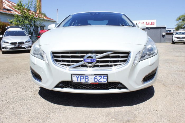 2010 Volvo S60 T6 AWD Cosmic White