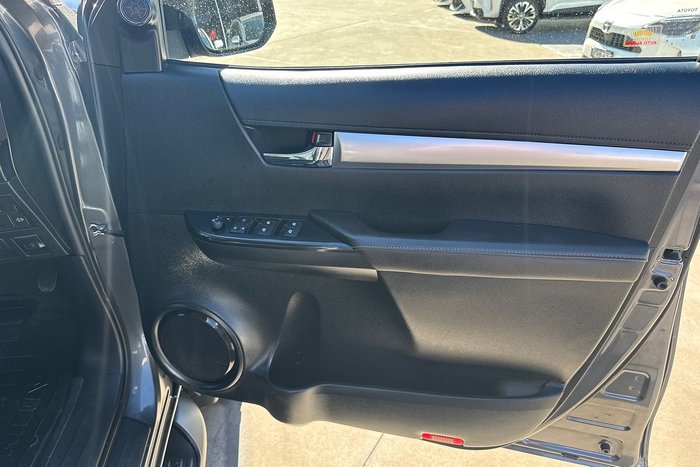 2019 Toyota Hilux SR5