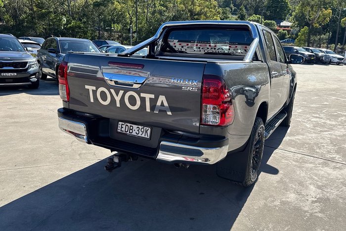 2019 Toyota Hilux SR5