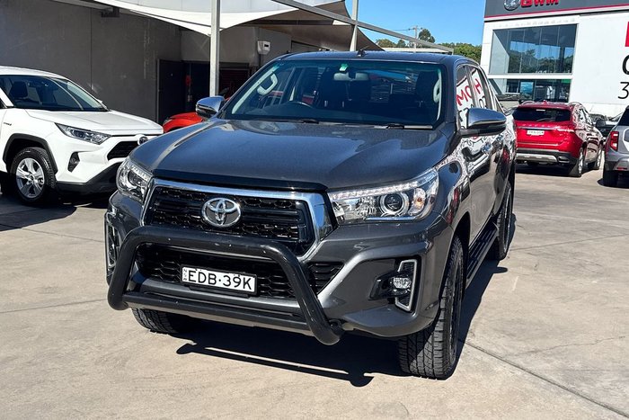 2019 Toyota Hilux SR5