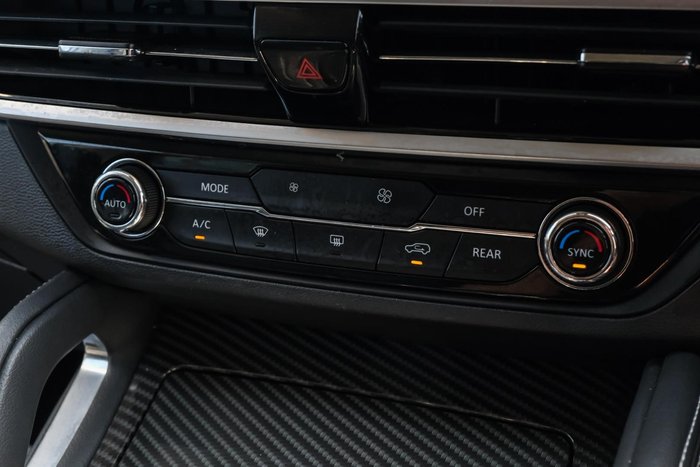 2023 LDV D90 Executive