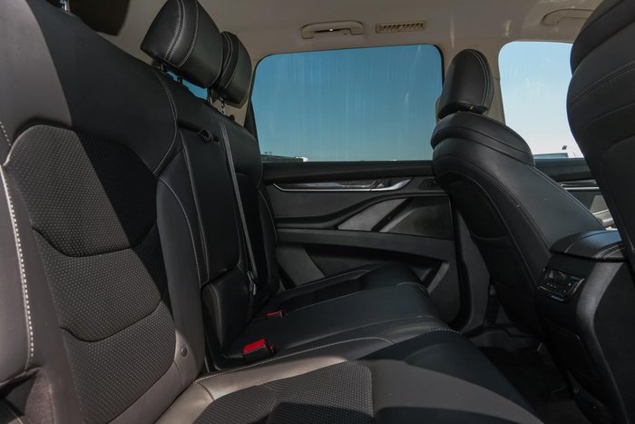 2023 LDV D90 Executive