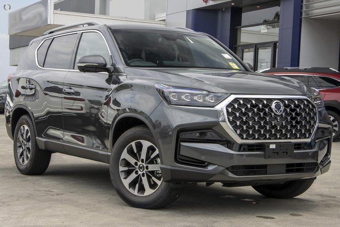 2025 KGM Rexton