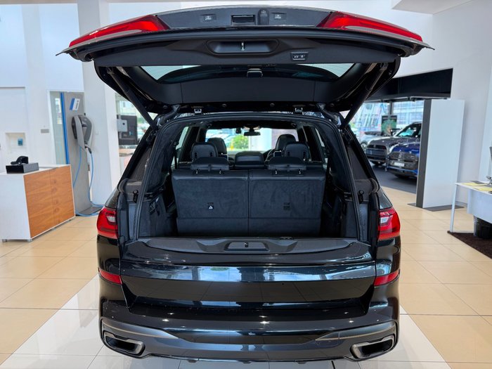 2019 BMW X7 M50d
