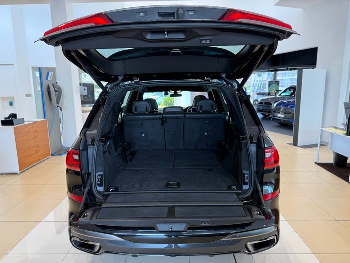 2019 BMW X7 M50d