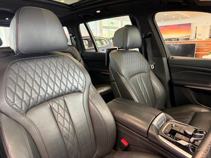 2019 BMW X7 M50d