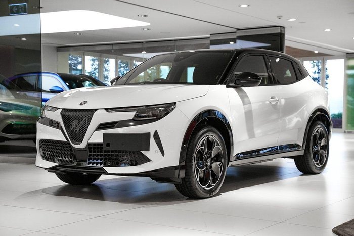 2025 Alfa Romeo Junior