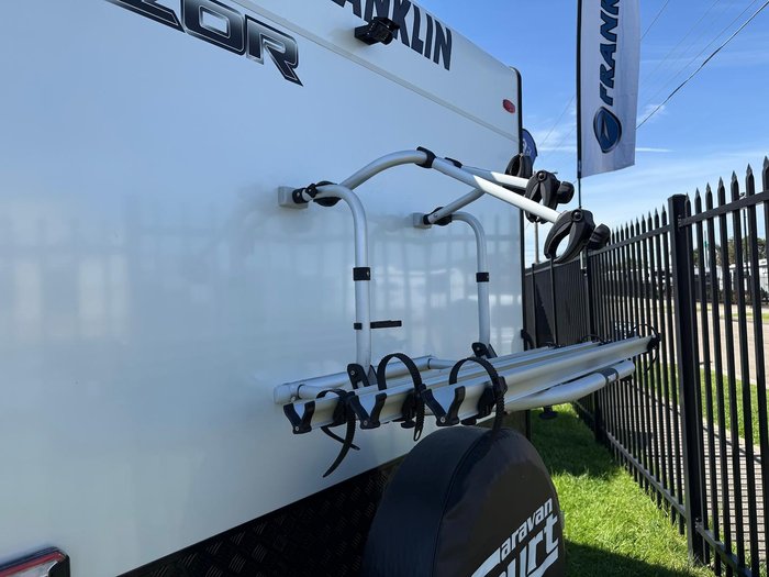 2025 Franklin Razor 220 Triple Bunk