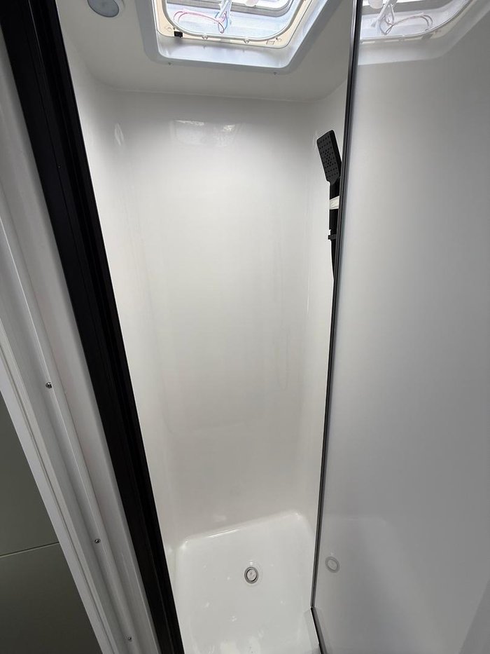 2025 Franklin Razor 220 Triple Bunk