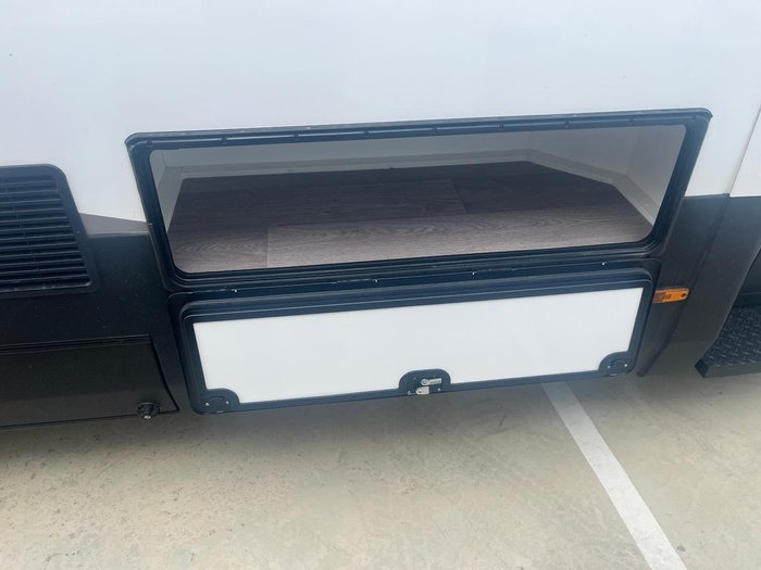 2025 JB Caravans Jb Touring (Queen Bed)