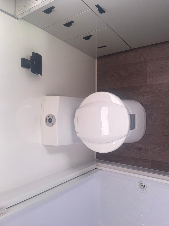 2024 JB Caravans Touring (Queen Bed)