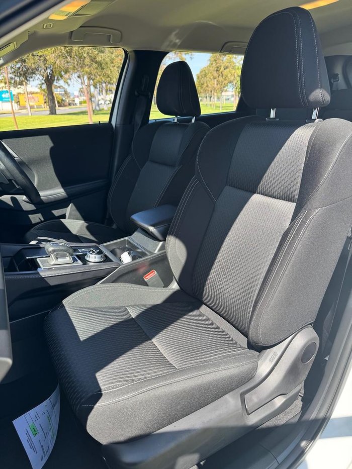 2024 Mitsubishi Outlander ES ZM MY24 White