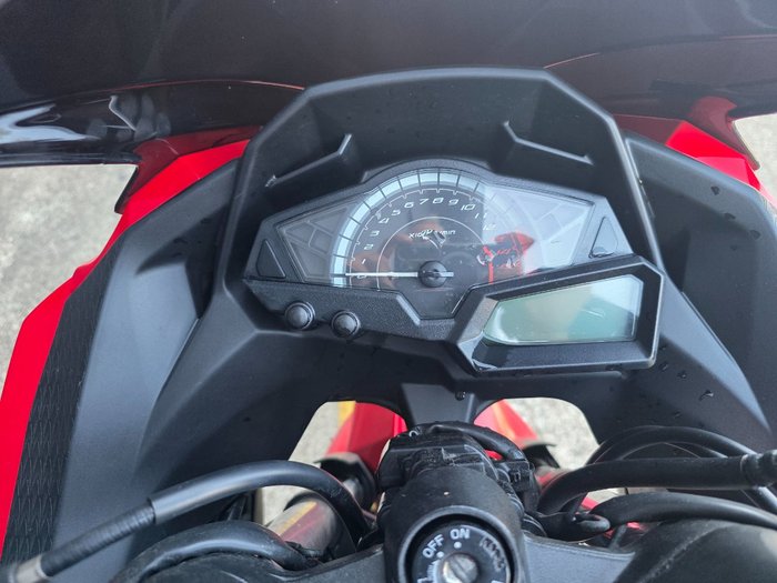 2016 Kawasaki NINJA 300 RED