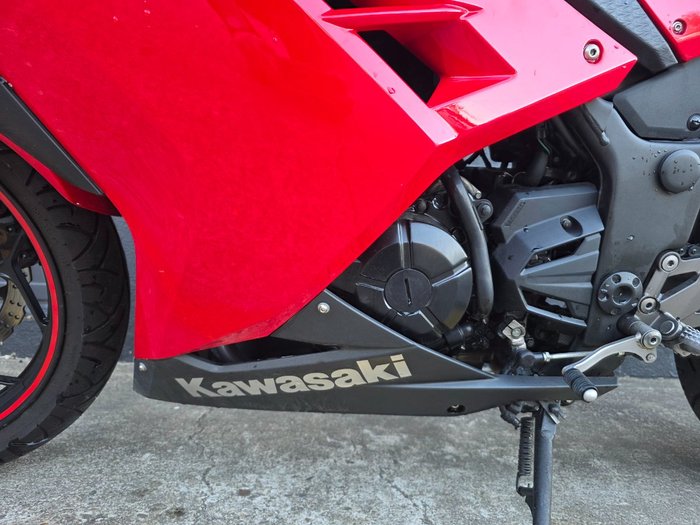 2016 Kawasaki NINJA 300 RED